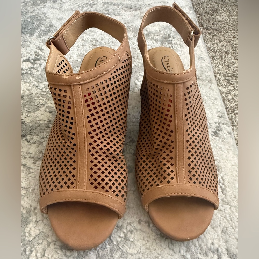 Cityclassified Perforated Open-Toe Slingback Mules - Tan